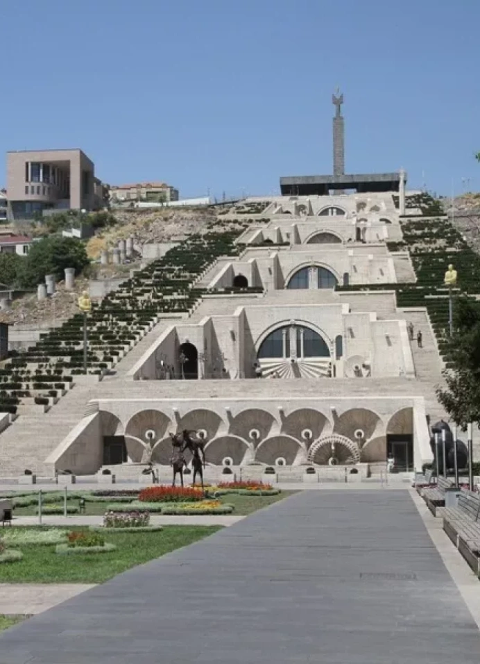 Дегустируем армянскую архитектуру