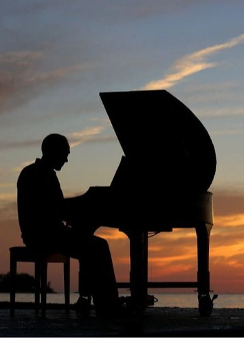 Sunset Piano. Фортепиано на закате