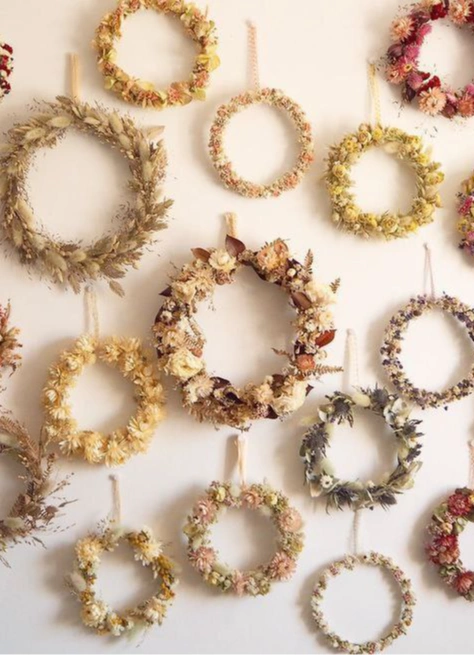 Интерьерный венок из сухоцветов