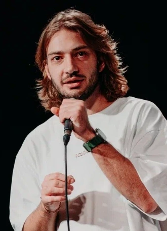 Валера Киракосьян