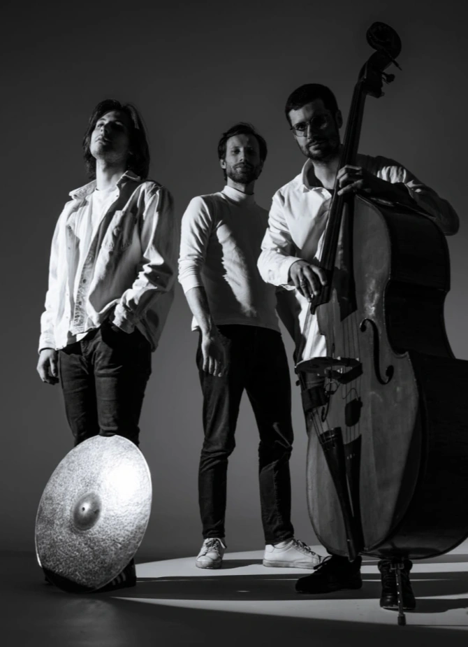 illo.trio: кинематографичный пост-джаз