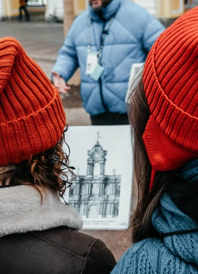 Шопинг в XIX веке: архитектура торговых дворов и новогодние покупки