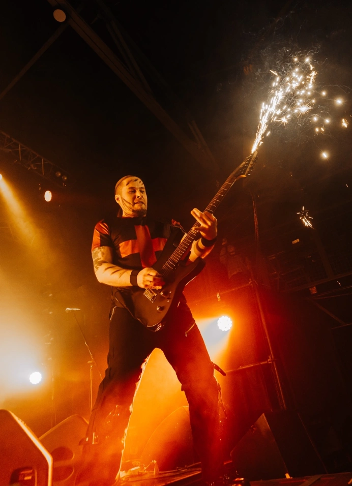 Новогоднее трибьют шоу «Легенды»