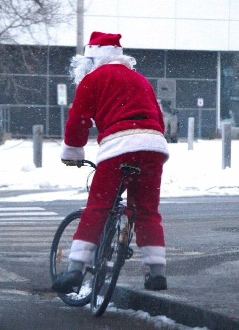 Без оливьешки: как отмечают новый год в других странах?