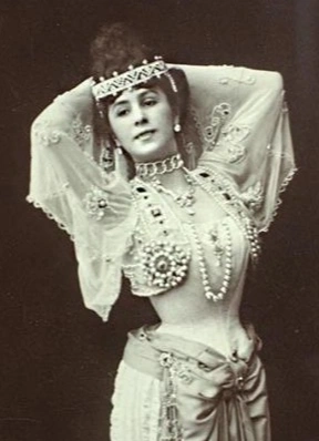 Богемный арт-бранч: «Скелеты в шкафу Серебряного века»