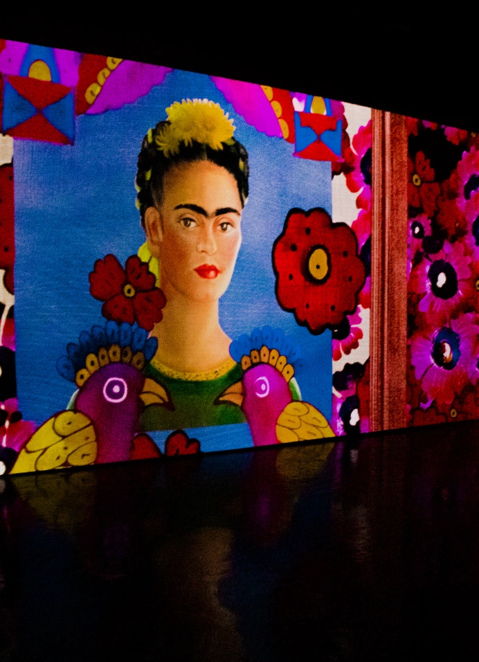 Фрида и Ван Гог: Фотовыставка и иммерсивное шоу