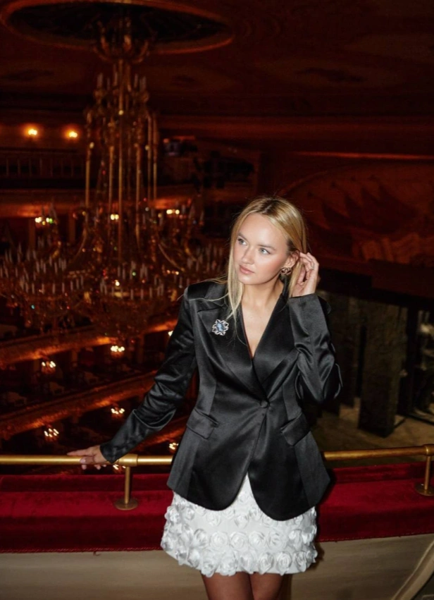 Экскурсия в Большой театр с гидом и фотографом