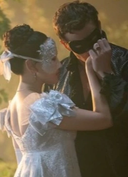 Сериальный показ. «Бриджертоны. Премьера четвертого сезона»