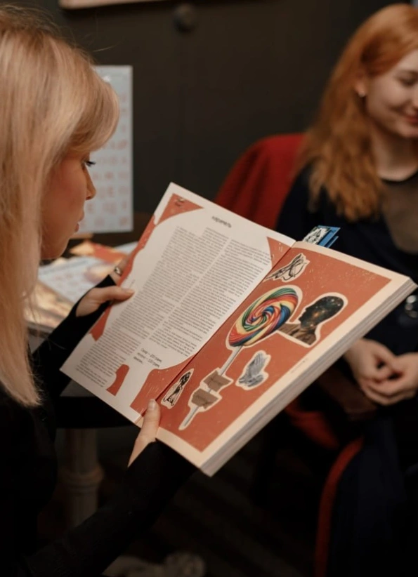 Написано и прочитано в Москве: Встреча с писателями и читка современных рассказов