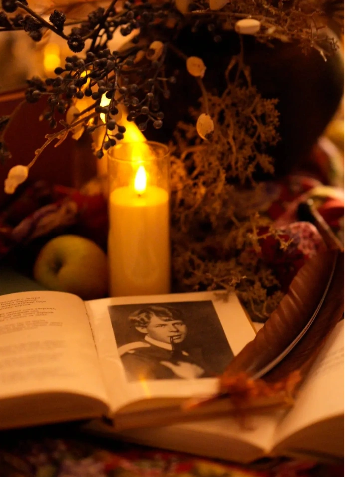 В поезде с Есениным