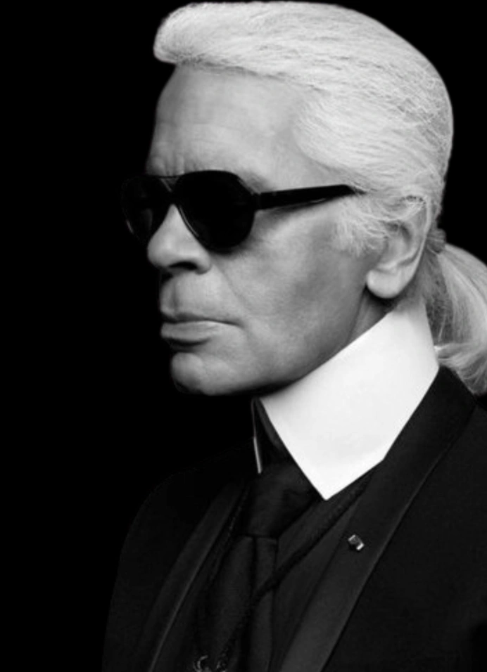 Стильный вечер с игристым: «Карл Лагерфельд»