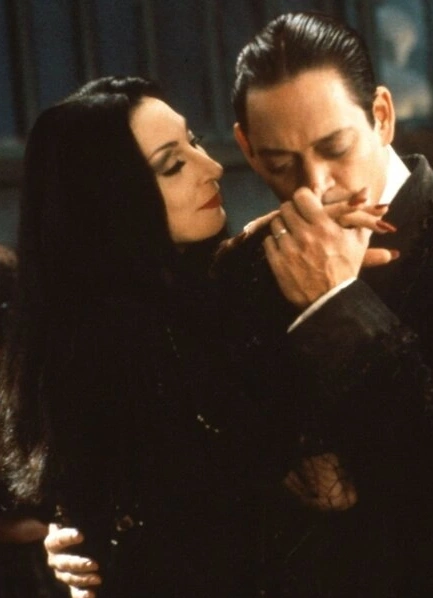 Странные секреты счастья: По следам семейки Аддамс