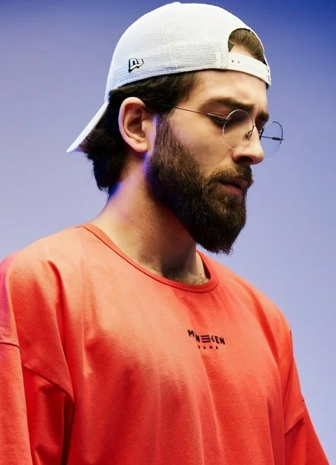 Адам Берёзов