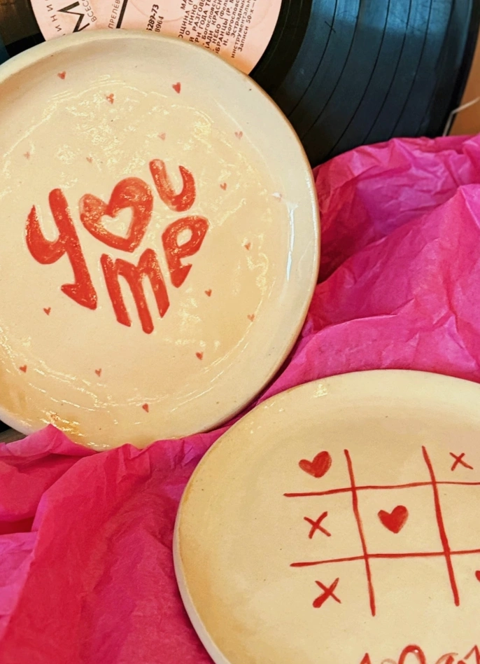 Тарелка с посланием