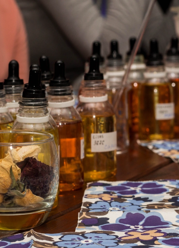 Парфюмерный бар «Дегустация легенд»