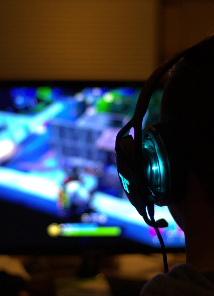 Ненадёжный медиум: интерфейсы, контроллеры и телесный опыт игрока