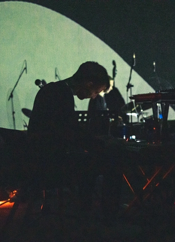 илло.трио : кинематографичный пост-джаз