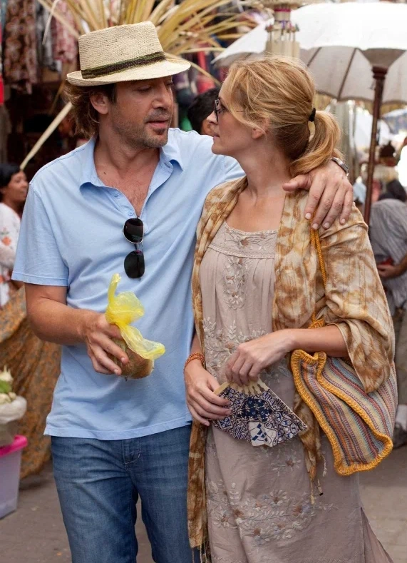 Кино в баре «Ешь, молись, люби»