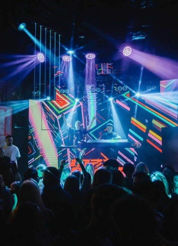 Женский день в Bla Bla Bar: весенний марафон вечеринок