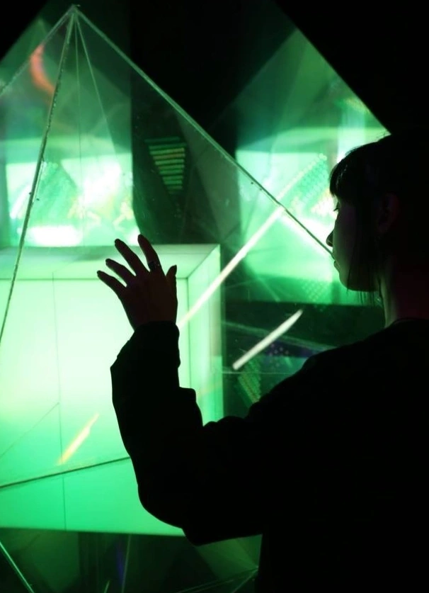 Свет и музыка. Экспериментальная эстетика СССР и новые медиа