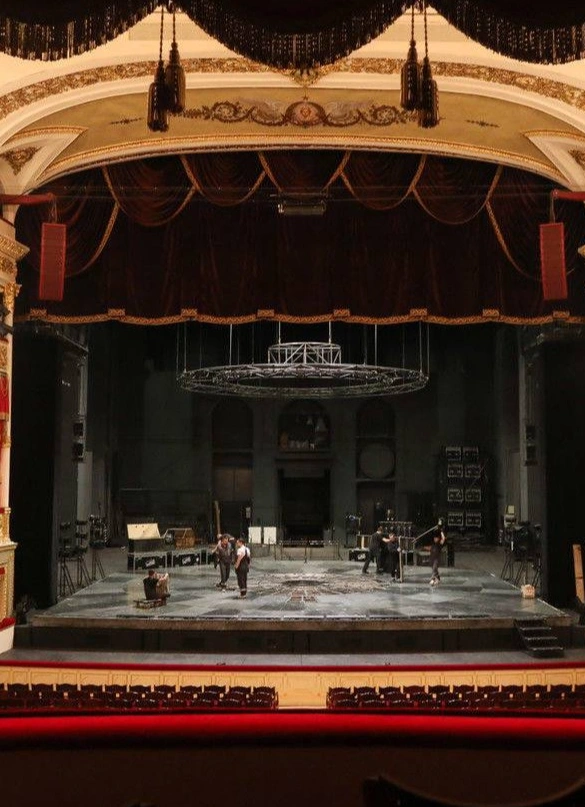 Богемный театральный день