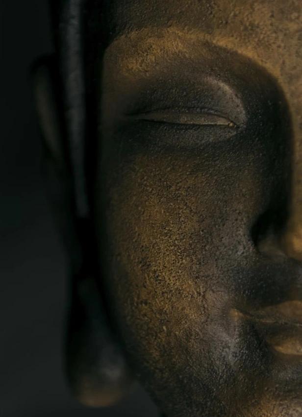 Йога с закрытыми глазами