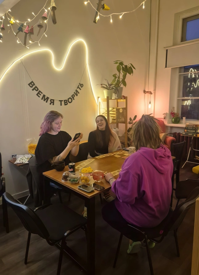 «Женская техподдержка»: арт-терапия для женщин