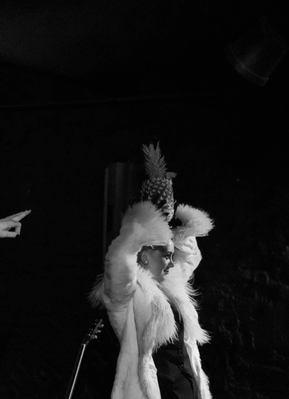 Музыкальный спектакль-перформанс «Существо»