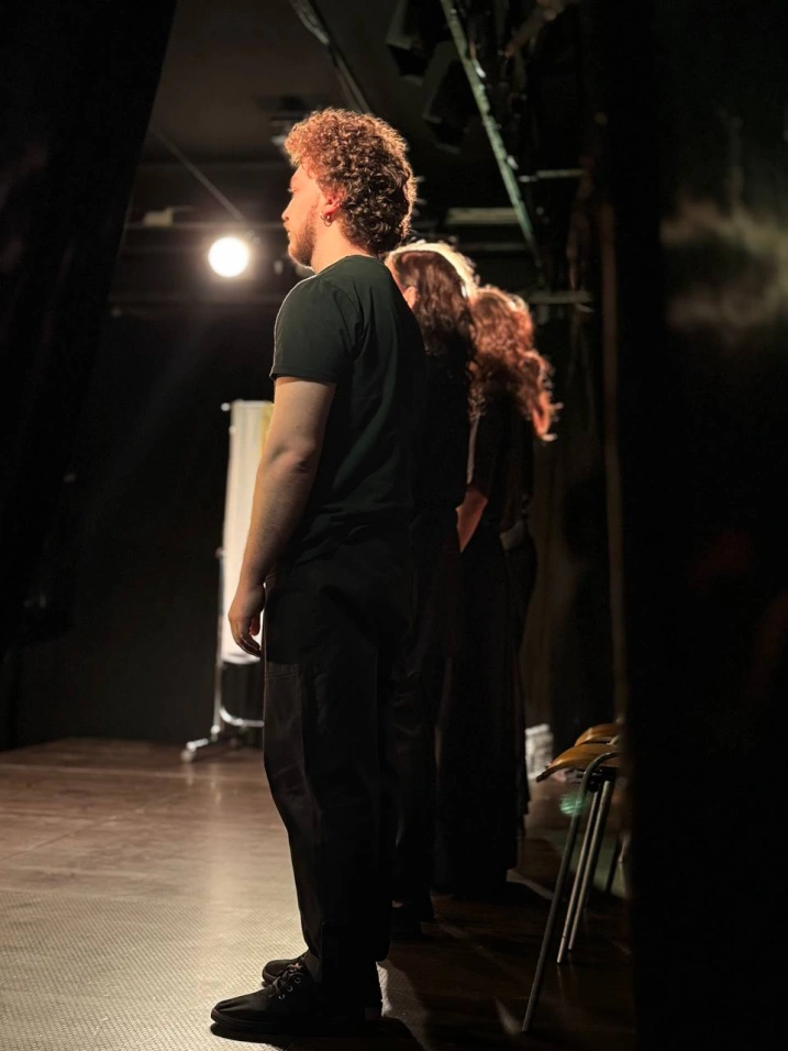 Плейбек-перформанс: Однажды, 10 лет спустя