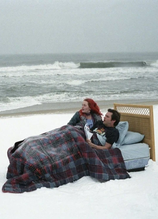 Кино в кинобаре: «Вечное сияние чистого разума»