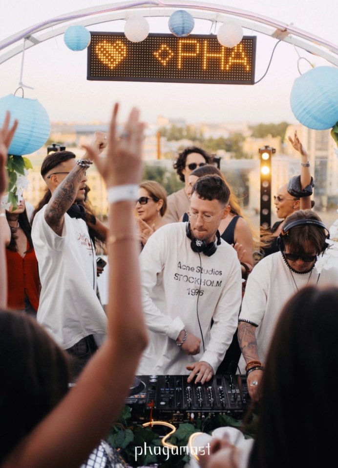 Вечеринка на крыше