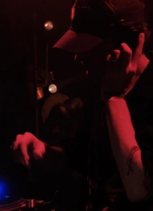 ККомната (Rroom)