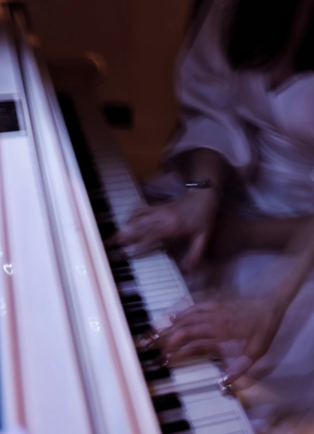 Музыкально-интерактивное шоу «Проекция чувств»