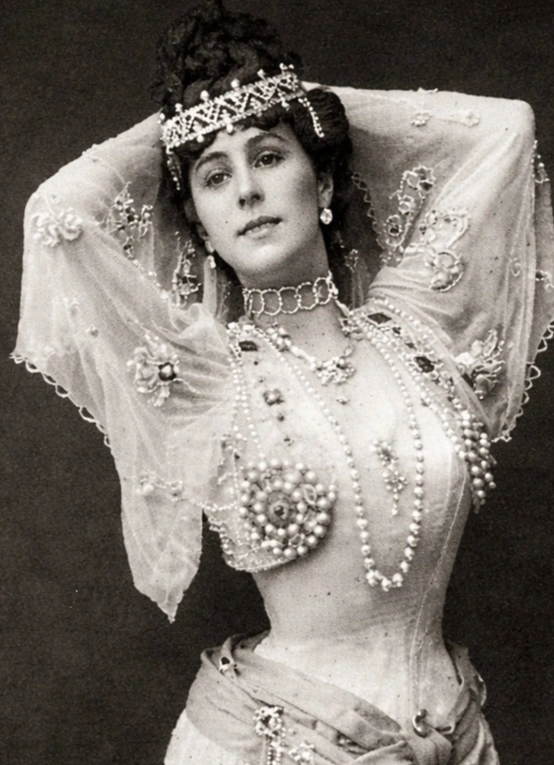 Богемный арт-бранч: «Матильда Кшесинская: как получать от мужчин больше, чем ожидаешь»