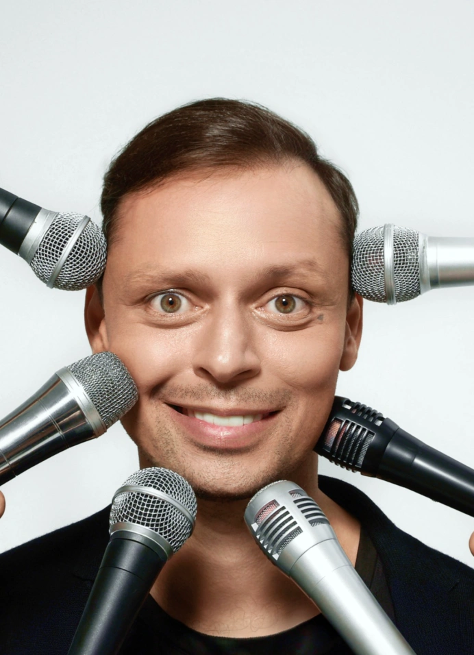 Виктор Комаров