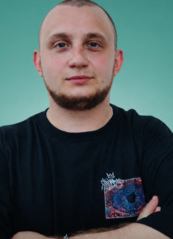 Влад Родионов