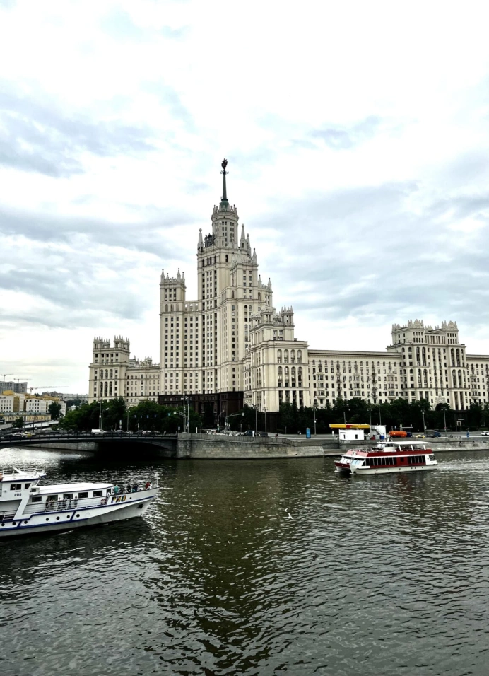 Беговая экскурсия: «Высотки Москвы»