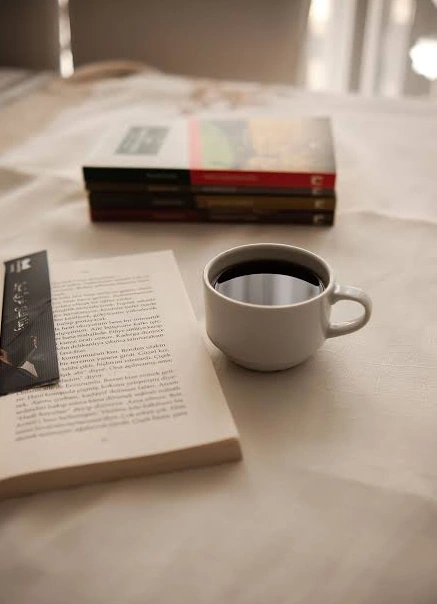 Утренний кофейный книжный клуб