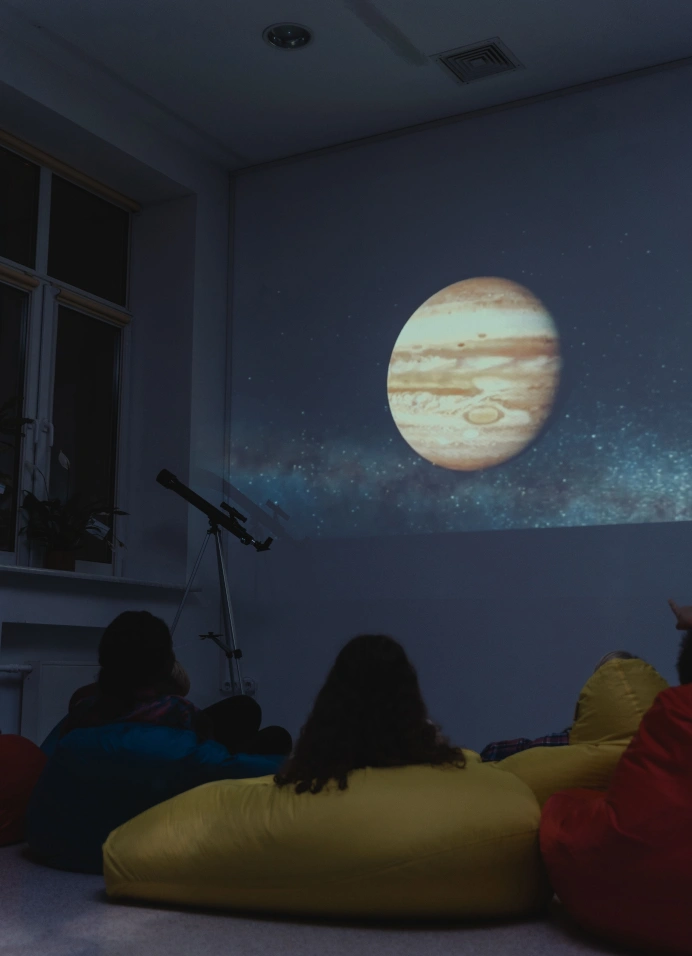 Невидимая Вселенная: почему глаза недостаточно